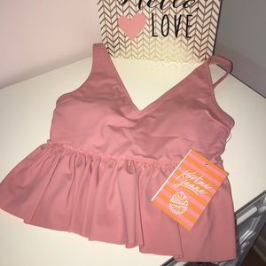 Kortni Jeane Vneck top small